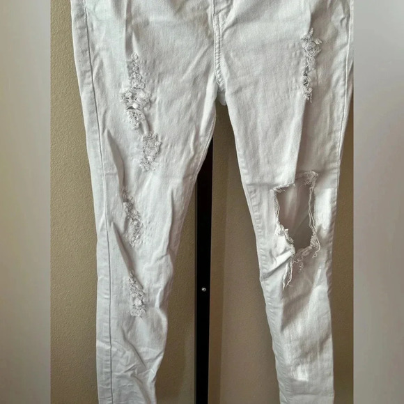 White super stretchy jeans size 9 - Picture 2 of 4